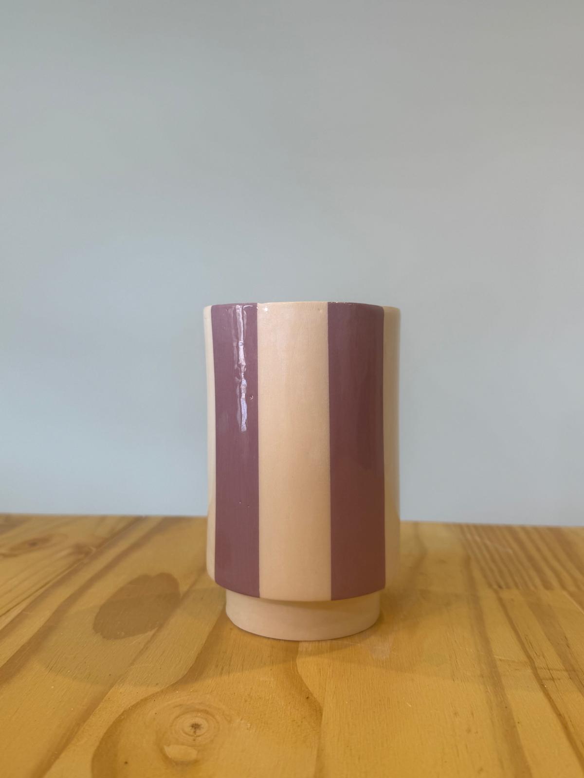 Le vase Petit Sud - rayé violet/brut