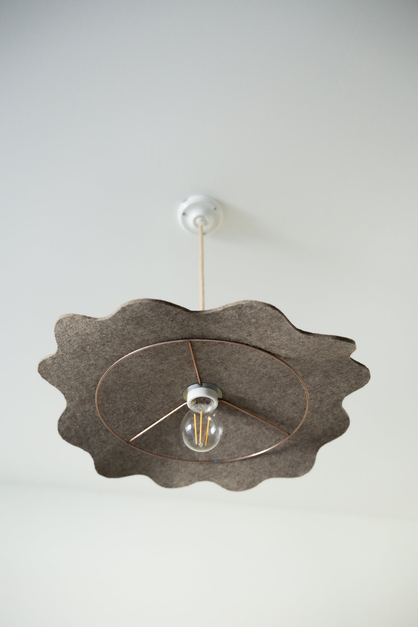 Suspension Wavy Taupe chiné